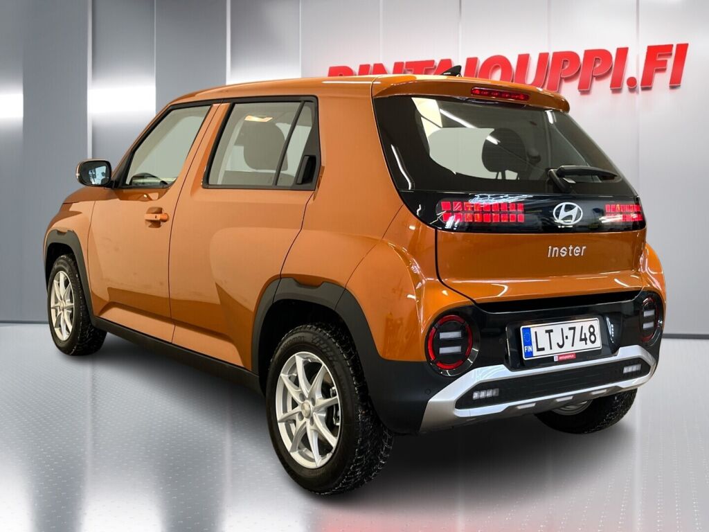 Hyundai INSTER 2025 Oranssi