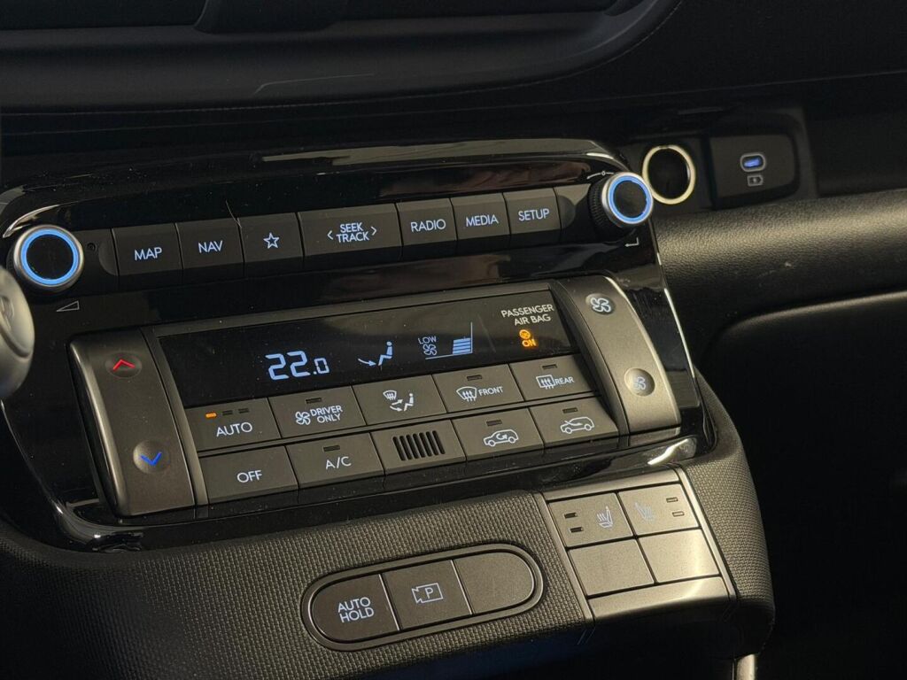 Hyundai INSTER 2025 Oranssi