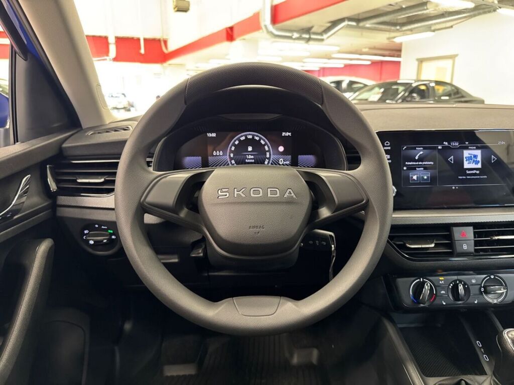 Skoda Scala 2025 Sininen
