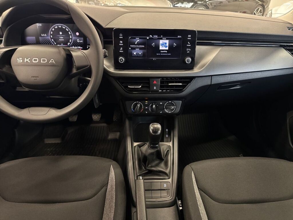Skoda Scala 2025 Sininen
