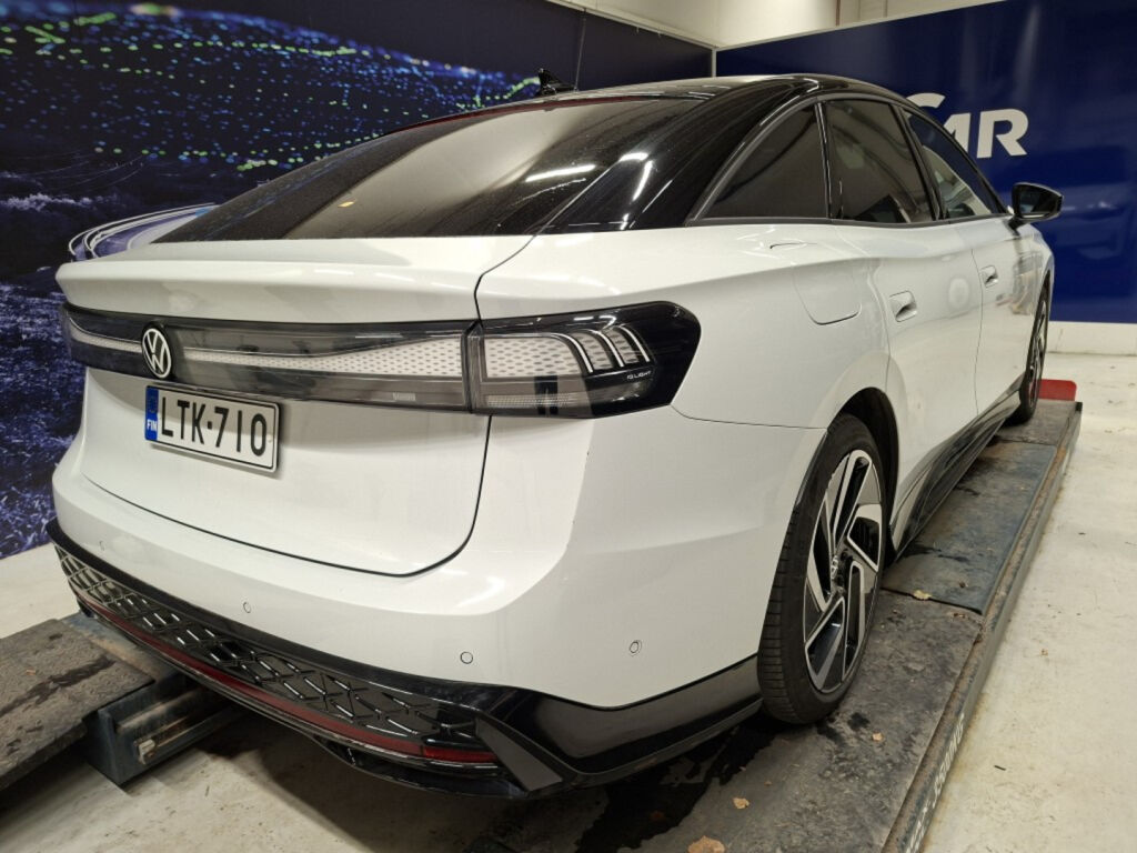 Volkswagen ID.7 2025 Valkoinen