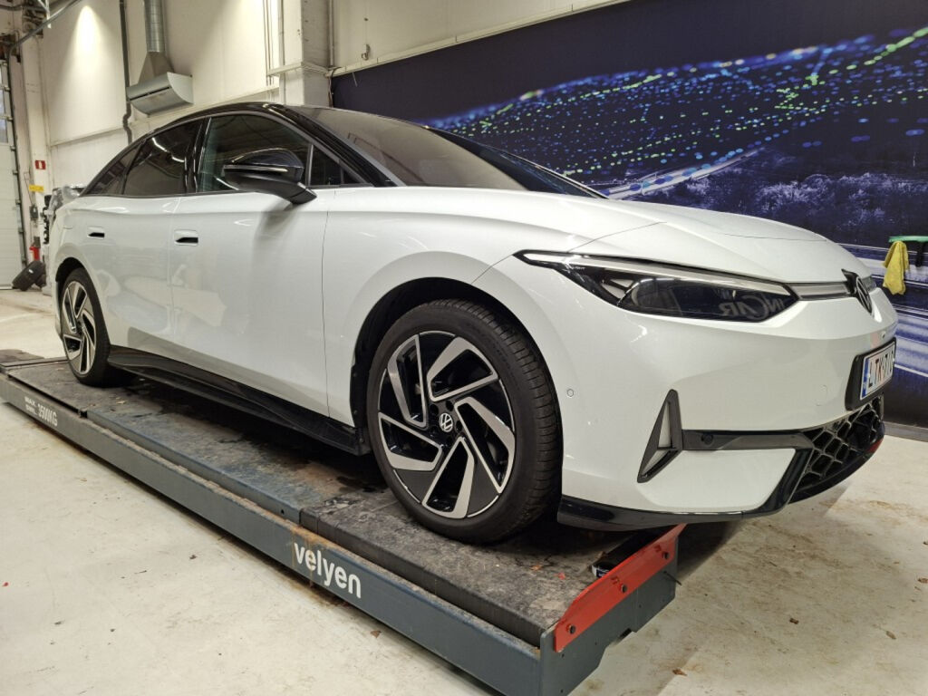 Volkswagen ID.7 2025 Valkoinen