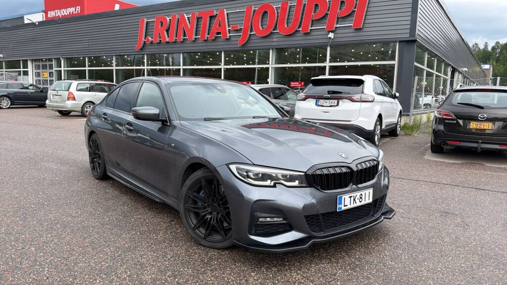 BMW 330 2019 Harmaa