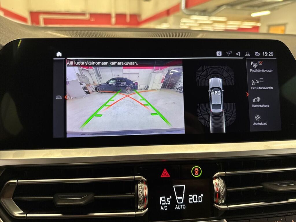 BMW 330 2019 Harmaa