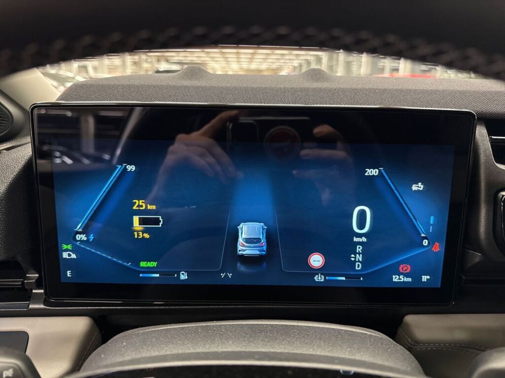 Ford Puma Gen-E 2026 Frozen White