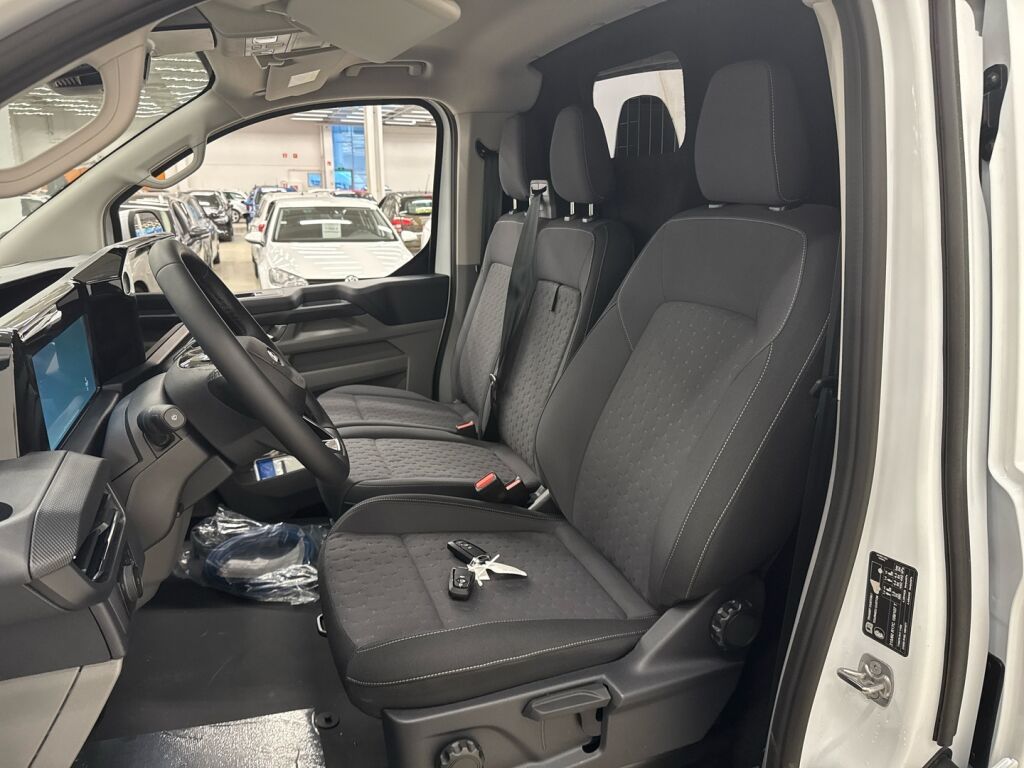 Ford Transit Custom 2026 Valkoinen