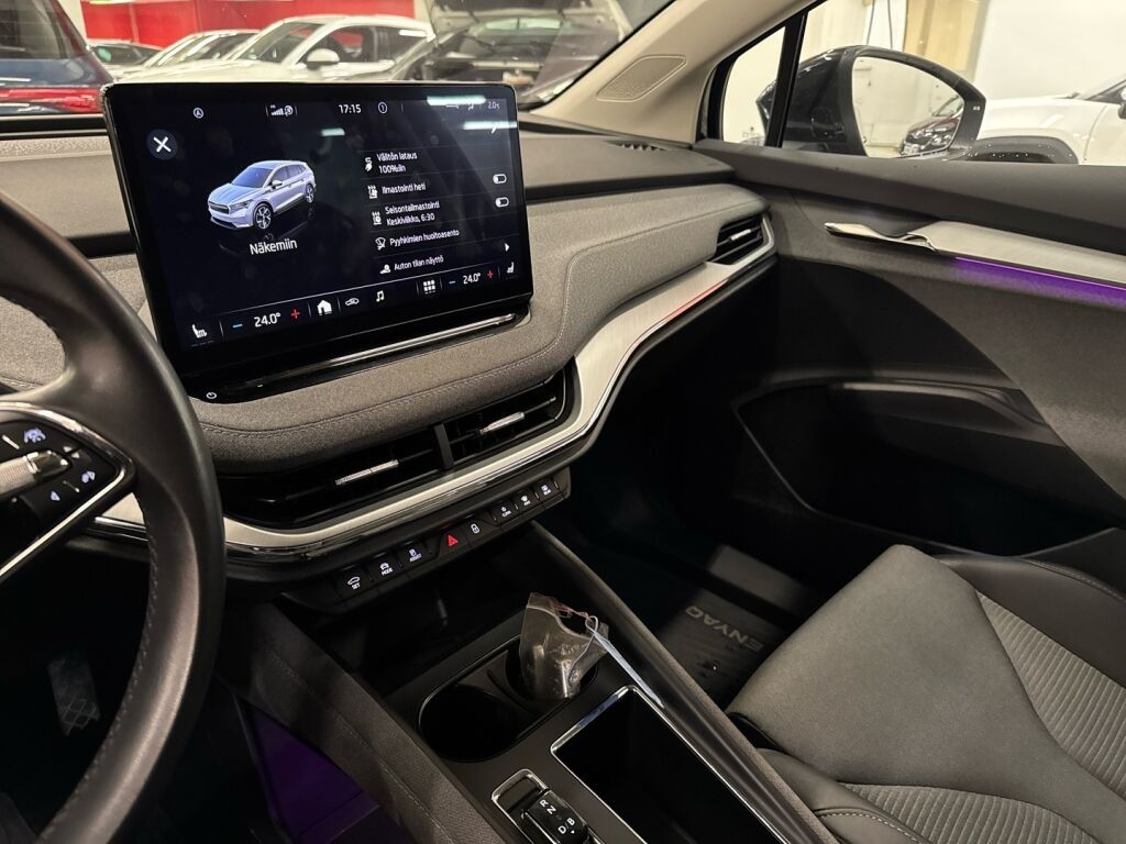Skoda Enyaq 2023 Musta