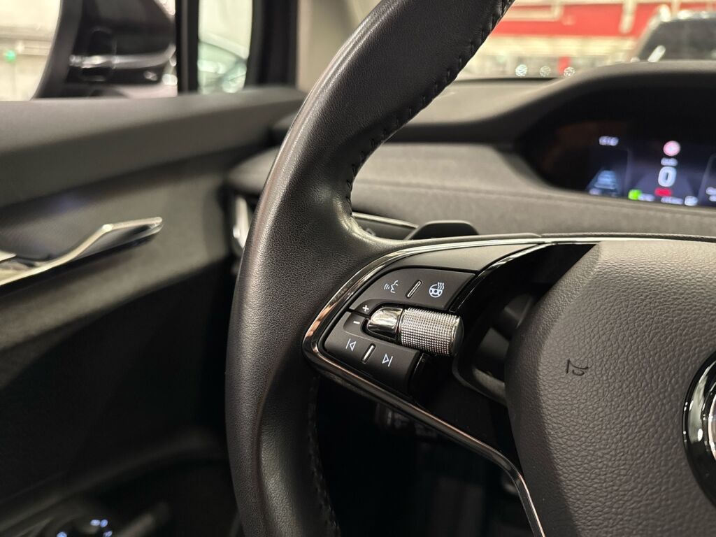 Skoda Enyaq 2023 Musta