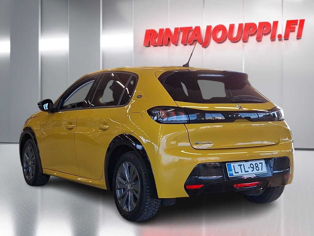 Peugeot e-208 2022 Keltainen