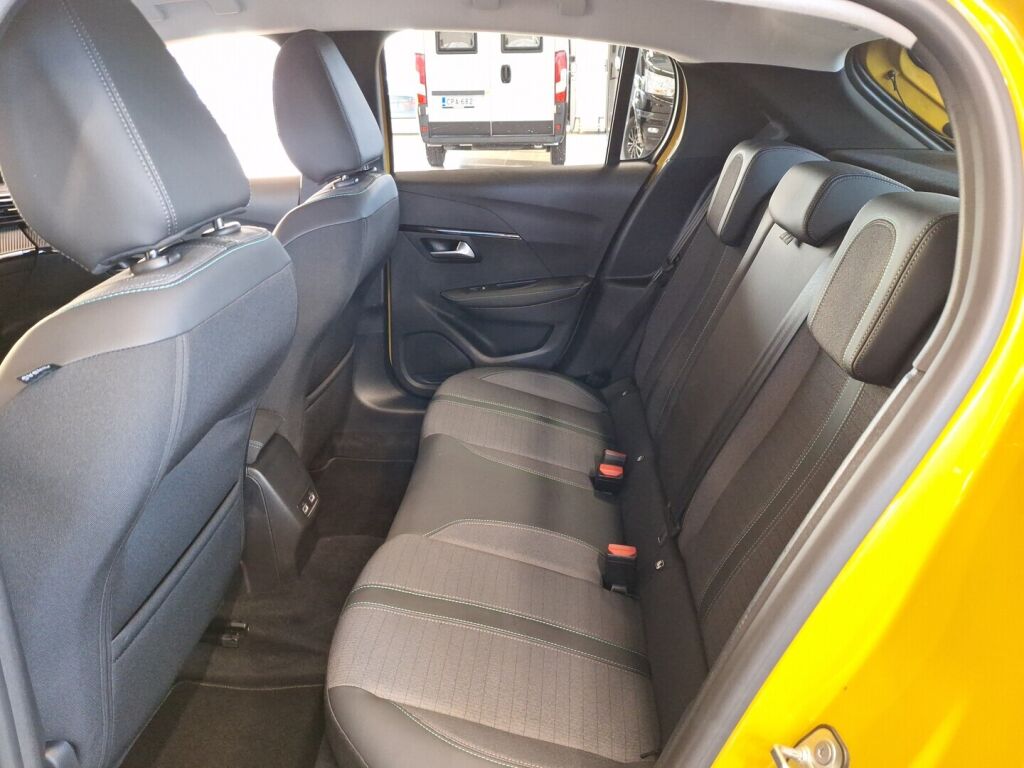 Peugeot e-208 2022 Keltainen