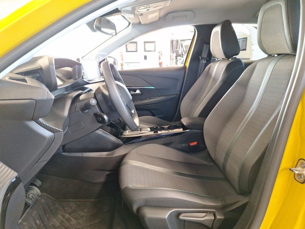Peugeot e-208 2022 Keltainen