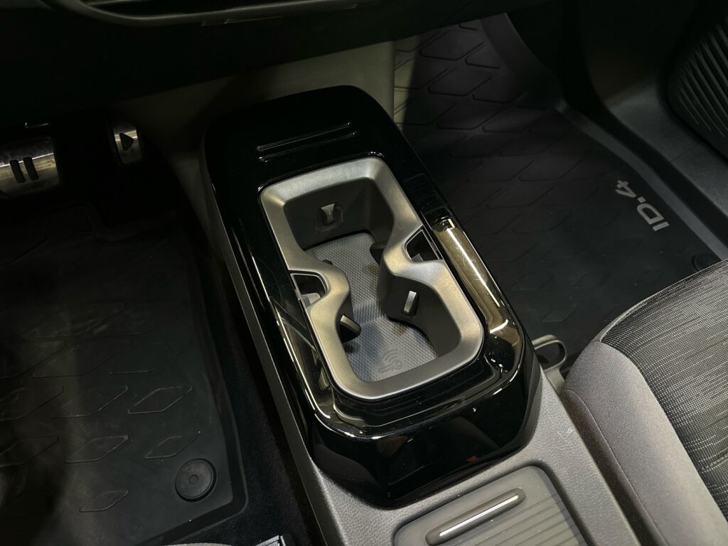 Volkswagen ID.4 2022 Valkoinen