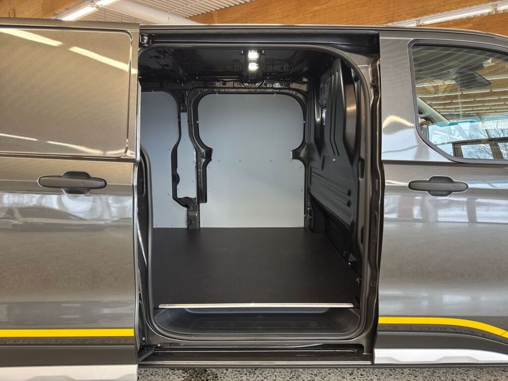 Ford Transit Custom 2026 Magnetic