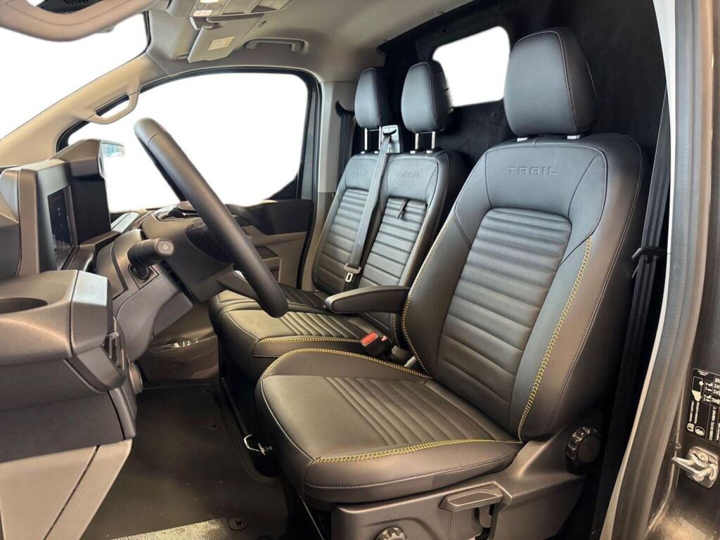 Ford Transit Custom 2026 Magnetic