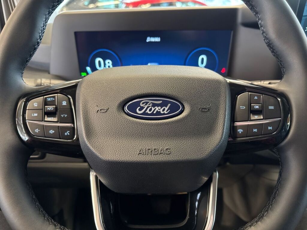 Ford Transit Custom 2026 Magnetic