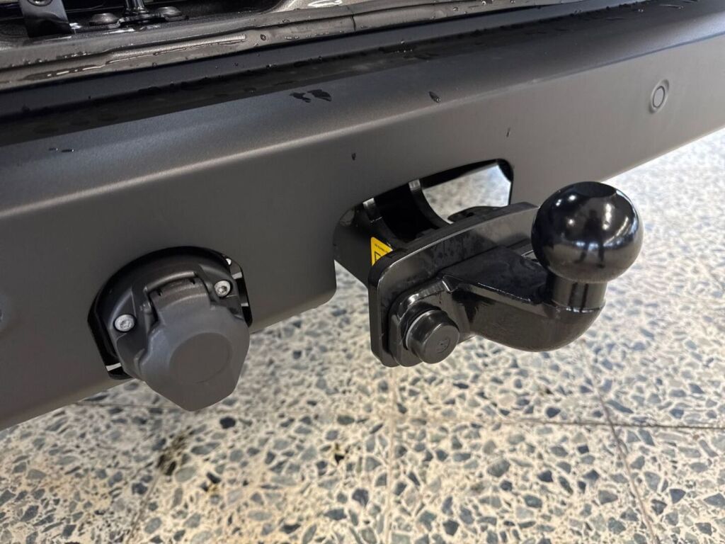 Ford Transit Custom 2026 Magnetic