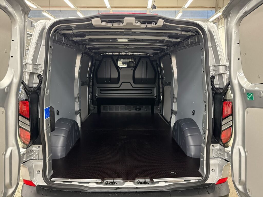 Ford Transit Custom 2026 Harmaa