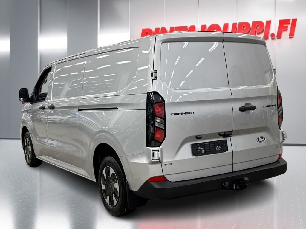 Ford Transit Custom 2026 Harmaa