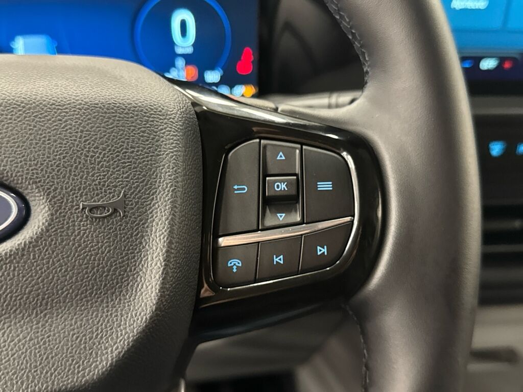 Ford Transit Custom 2025 Chrome Blue