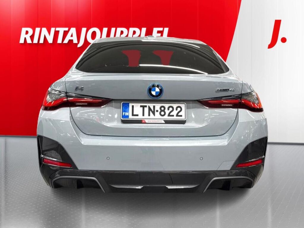BMW i4 2022 Valkoinen