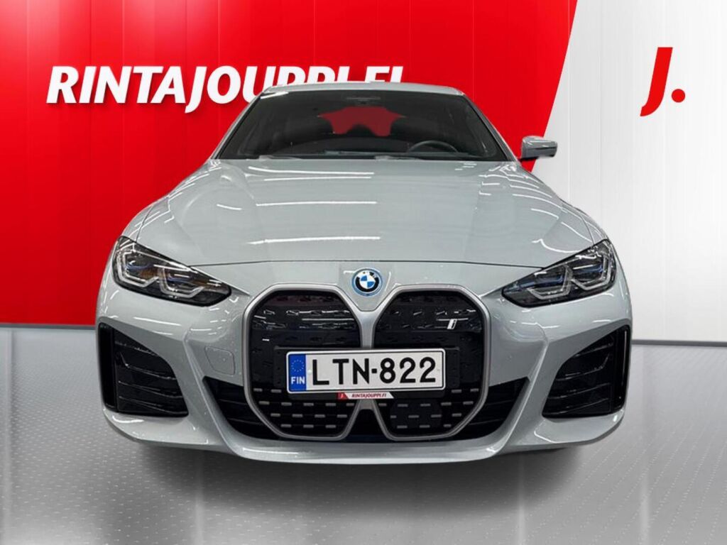 BMW i4 2022 Valkoinen