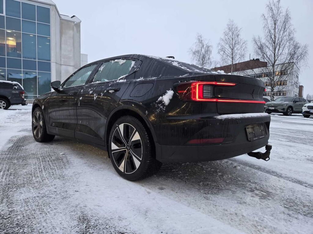 Polestar 2 2023 