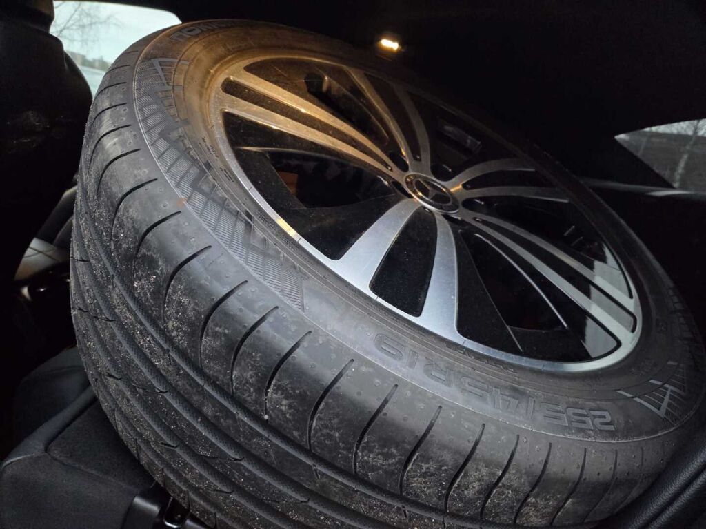 Mercedes-Benz EQE 2022 Hopea