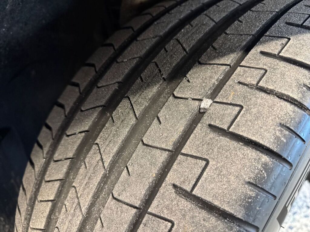 Mercedes-Benz EQE SUV 2025 Hopea