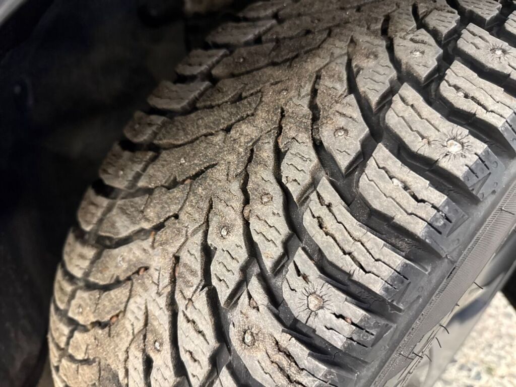 Tesla Model 3 2019 Harmaa