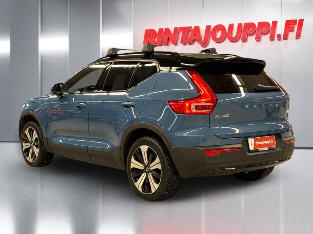 Volvo XC40 2023 Sininen