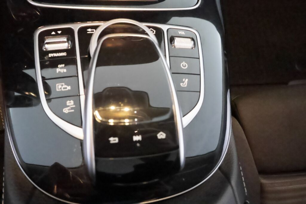 Mercedes-Benz E 2019 