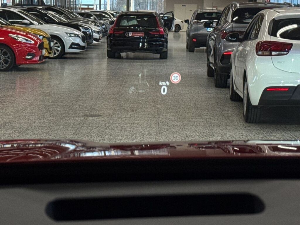 Ford Explorer 2026 Lucid Red