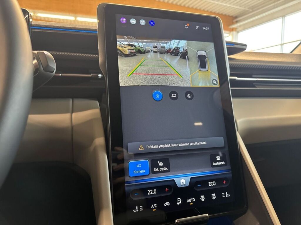 Ford Explorer 2026 Lucid Red