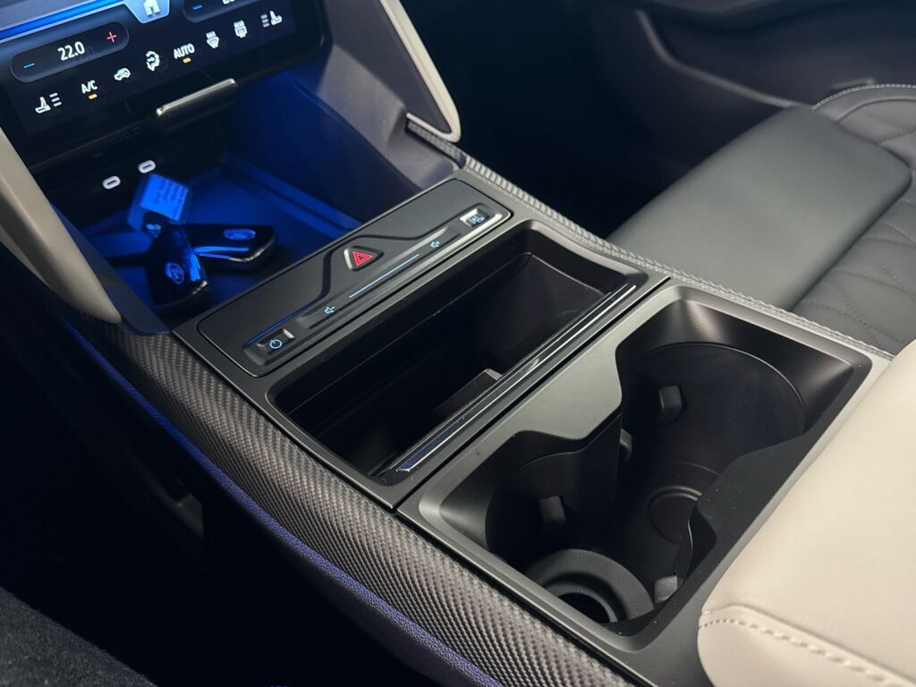 Ford Explorer 2026 Lucid Red