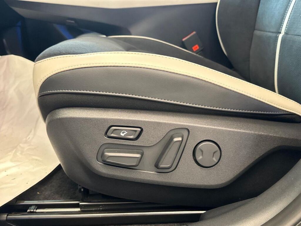 Kia EV6 2025 Musta