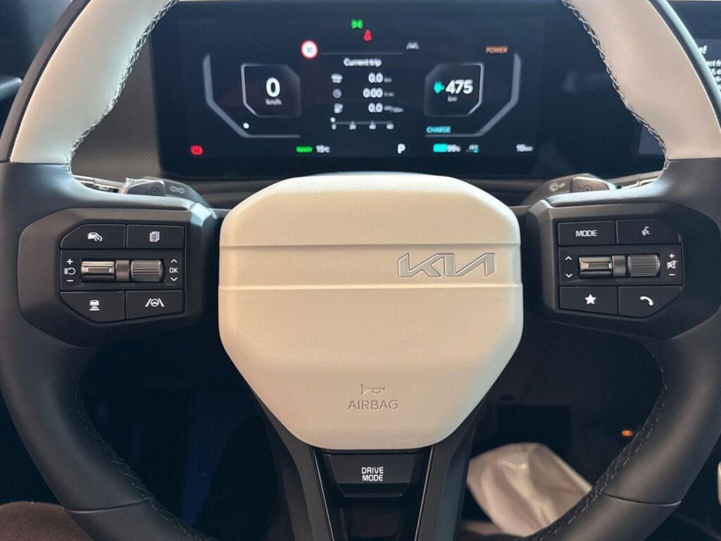 Kia EV6 2025 Musta