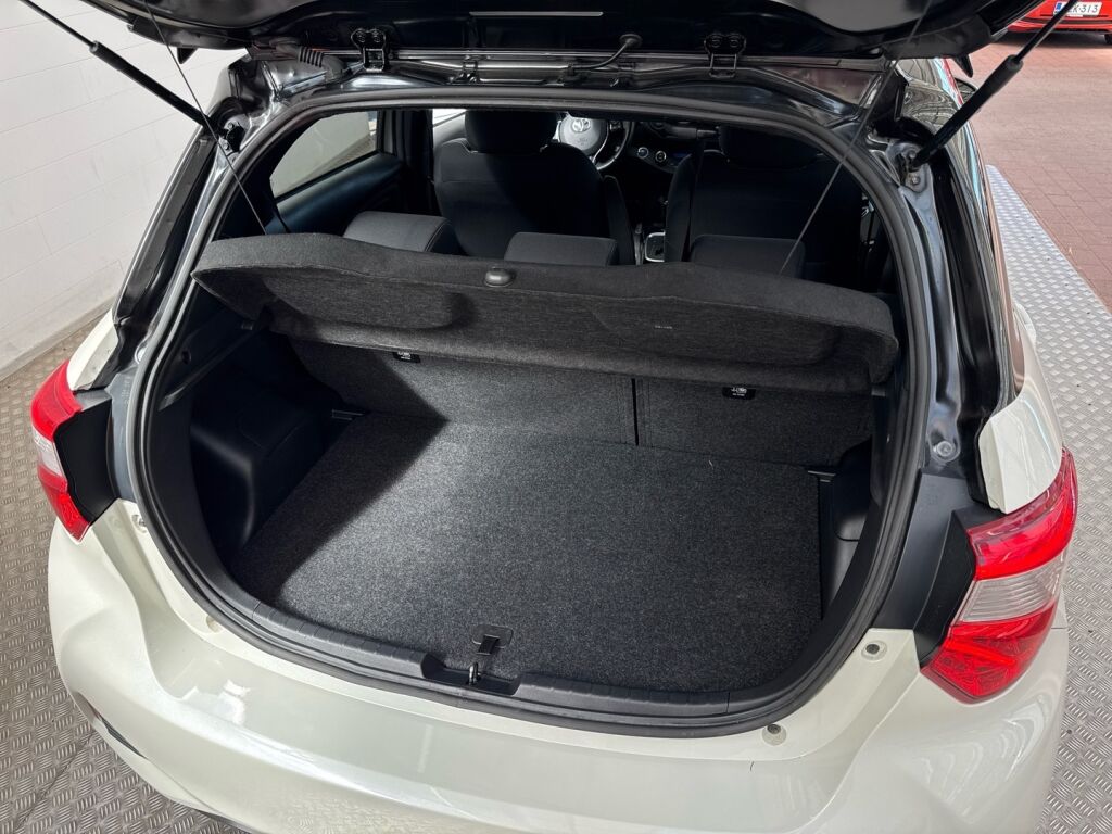 Toyota Yaris 2018 Valkoinen