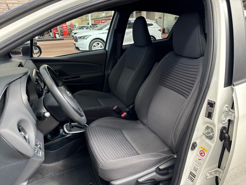 Toyota Yaris 2018 Valkoinen