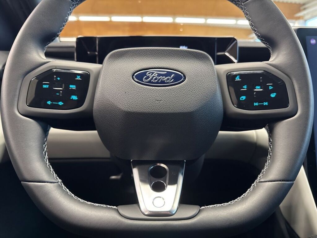 Ford Capri 2026 Magnetic