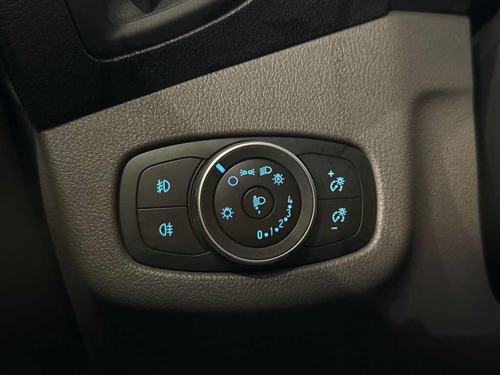 Ford Transit Connect 2018 Valkoinen