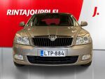 Skoda Octavia 2010 Ruskea (beige)