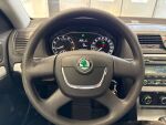 Skoda Octavia 2010 Ruskea (beige)
