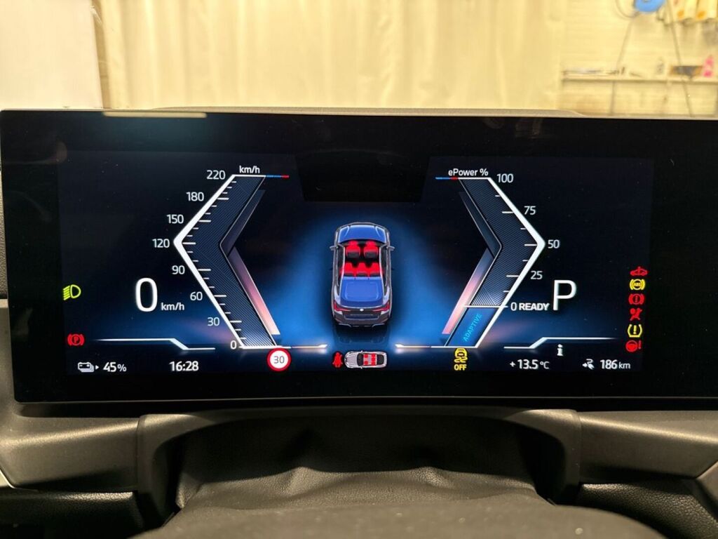 BMW i4 2022 Musta