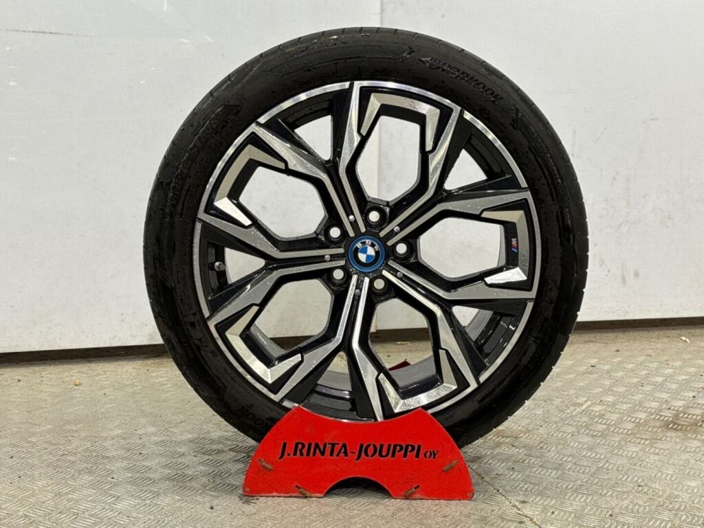 BMW i4 2023 