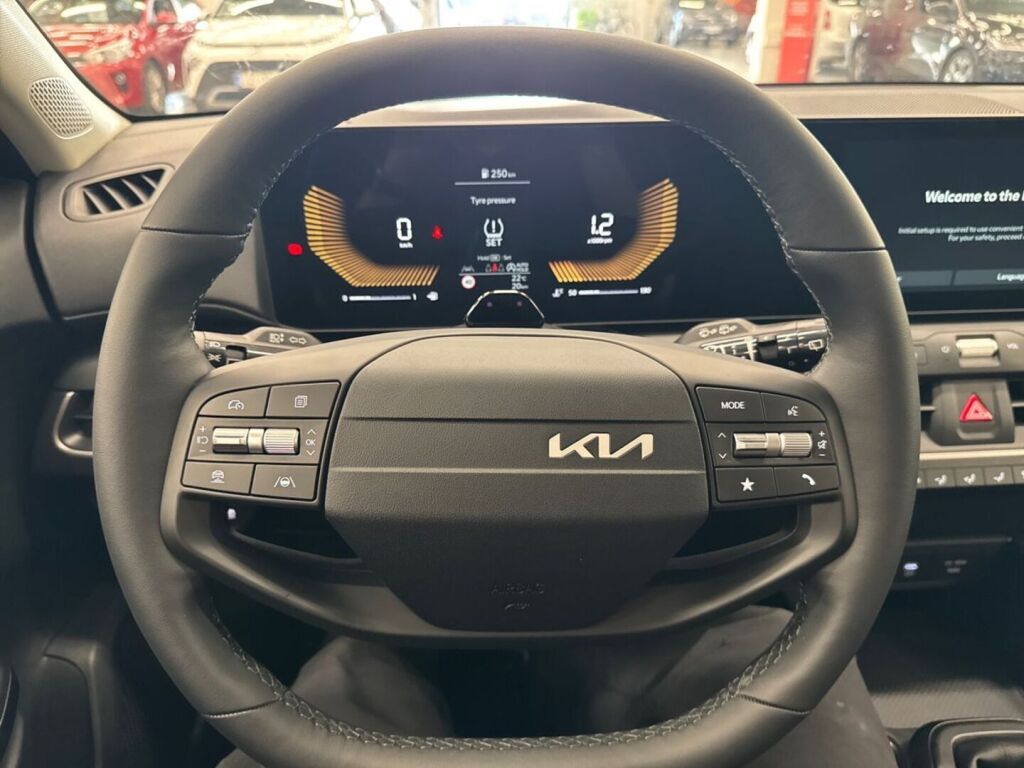 Kia K4 2026 Valkoinen