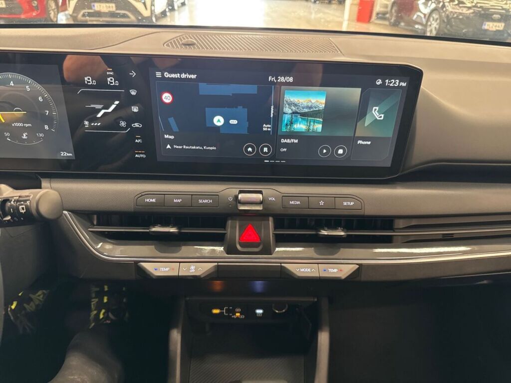 Kia K4 2026 Musta