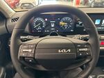 Kia K4 2026 Musta