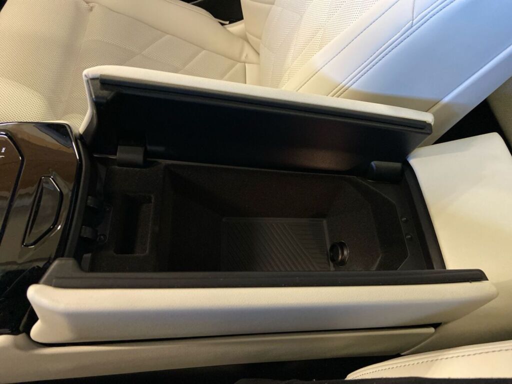 BMW i5 2024 