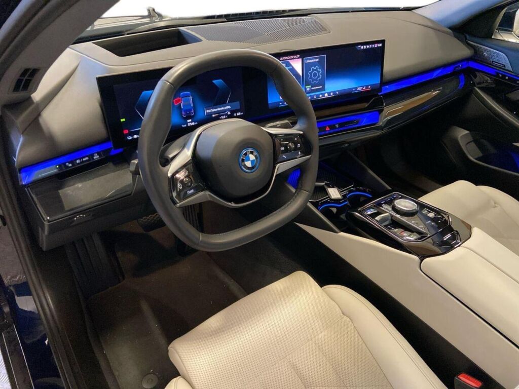 BMW i5 G60 eDrive40 2024, kuva 7/26