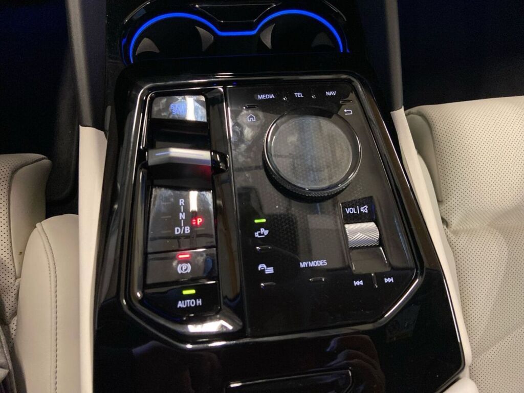 BMW i5 2024 